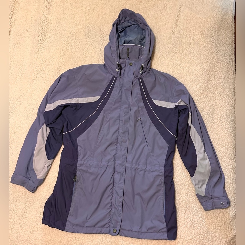 Columbia women’s sportswear hooded jacket size M hood lined blues & grey